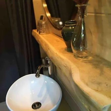 Tiny House Titiwane Quartier Vert De Liege Льеж